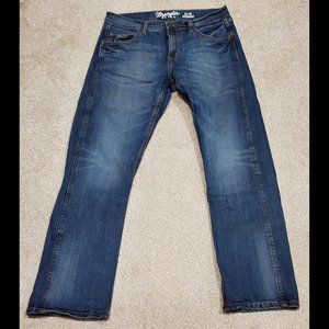 Wrangler Retro Slim Straight Jeans - 32 x 30 - BRAND NEW, UNWORN